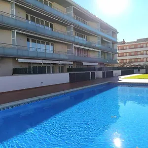 new-apartamento-con-piscina-y-balcon-a-2-minutos-de-la.topcostabravahotels.com/