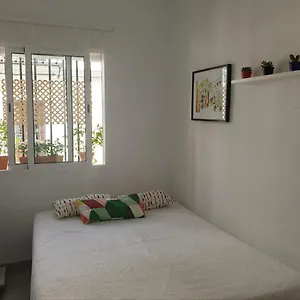 Apto. Planta Baja Y Cochera Barrio San Basilio Appartement