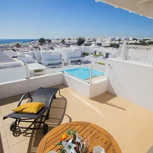 flower-beach-suite-26.in-canary-islands.com/